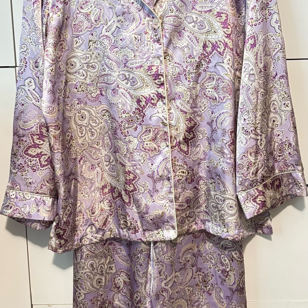 Oscar De La Renta Pink Label Paisley Print Purple Pajama Set